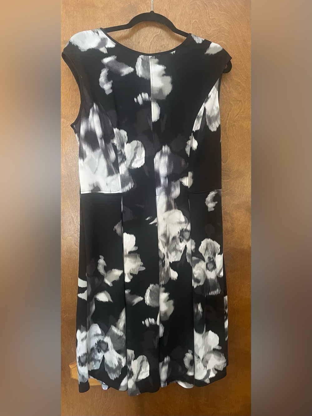 White House Black Market Black and White Floral Midi Dress